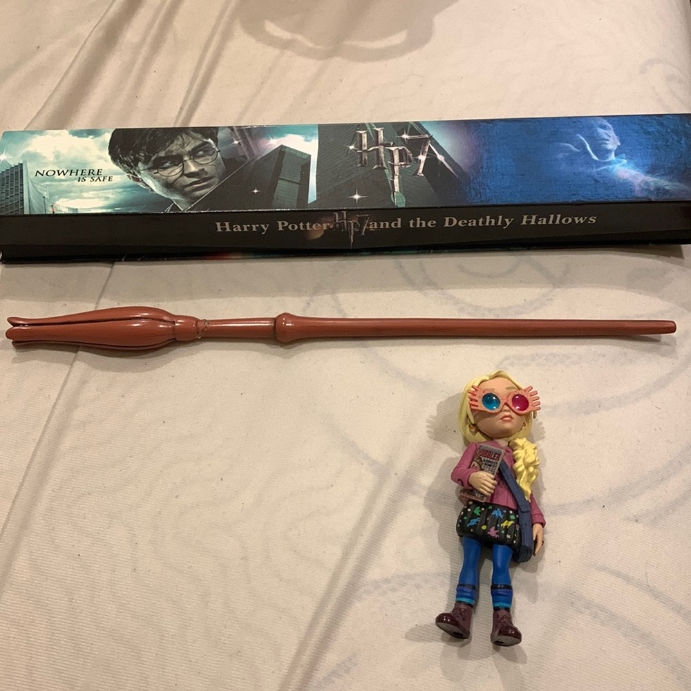 Harry Potter Luna Figure and Luna's Wand